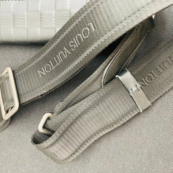 Louis Vuitton District - Picture 8 of 16